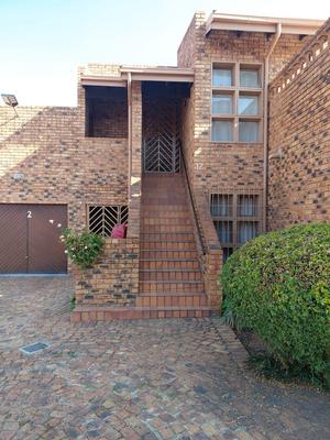 Apartment / Flat For Rent in Sunward Park, Boksburg